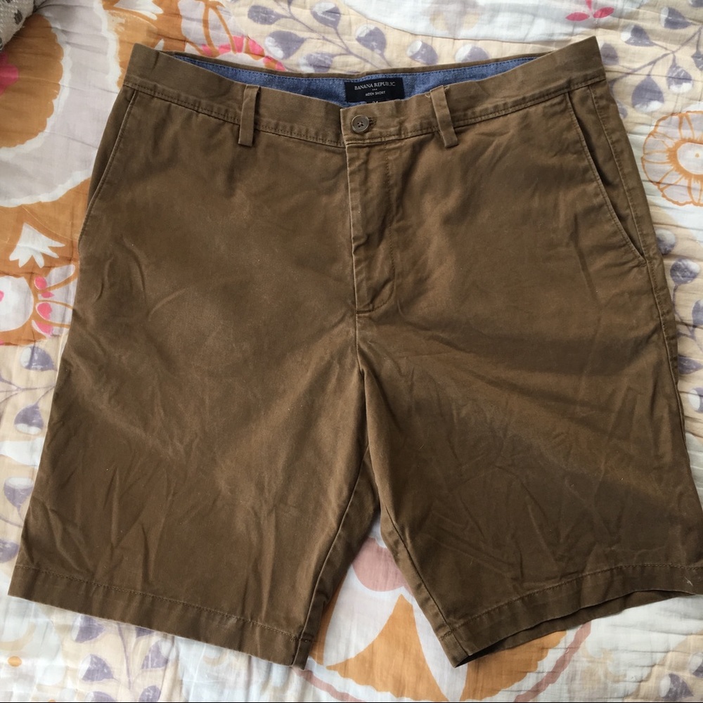 Banana Republic - Aiden Short